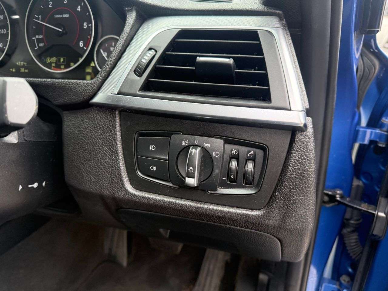 2018 BMW 3 SERIES 2018 BMW 3 SERIES