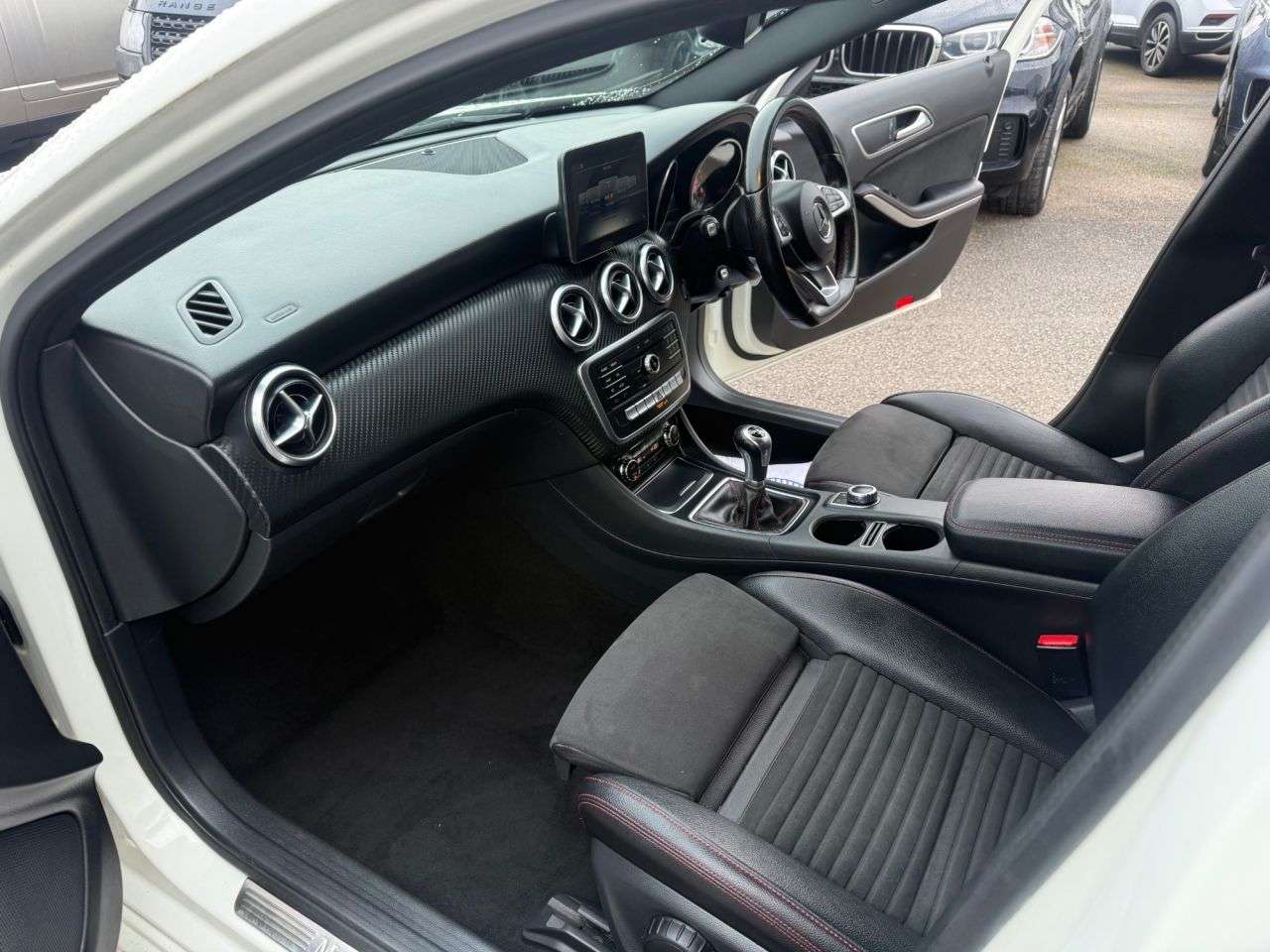 2017 MERCEDES-BENZ A-CLASS 2017 MERCEDES-BENZ A-CLASS