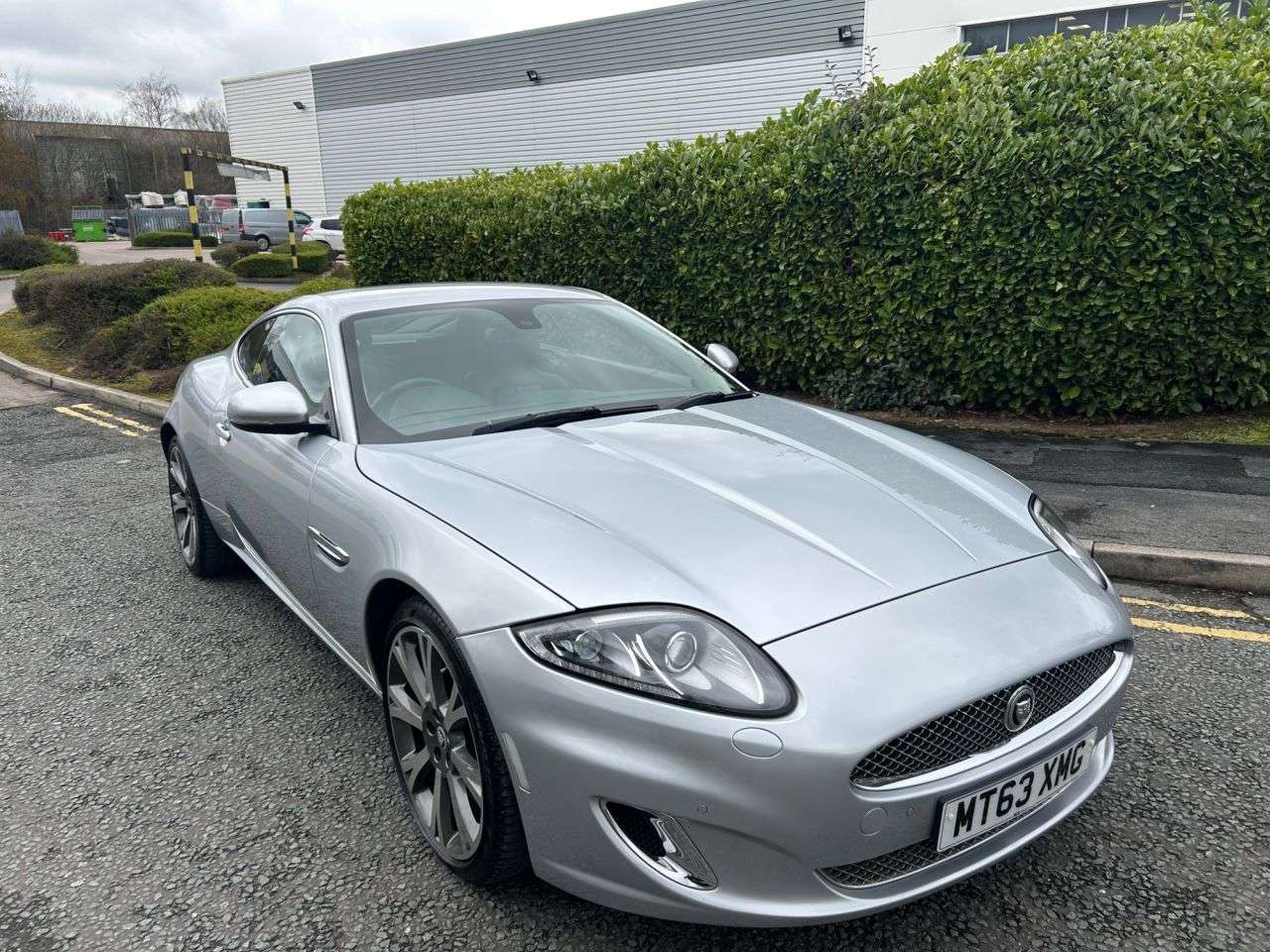 A 2014 JAGUAR XK 5.0 V8 Coupe 2dr Petrol Auto Euro 5 (385 ps)-1 Owner From New-Finished In R A 2014 JAGUAR XK 5.0 V8 Coupe 2dr Petrol Auto Euro 5 (385 ps)-1 Owner From New-Finished In R