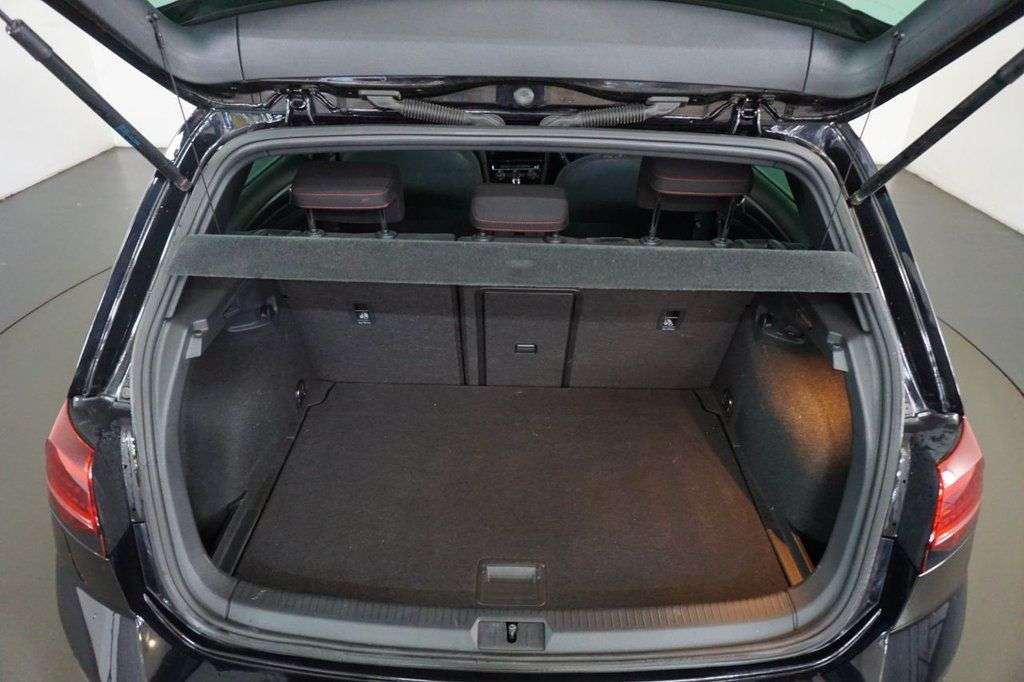 2019 VOLKSWAGEN GOLF 2019 VOLKSWAGEN GOLF