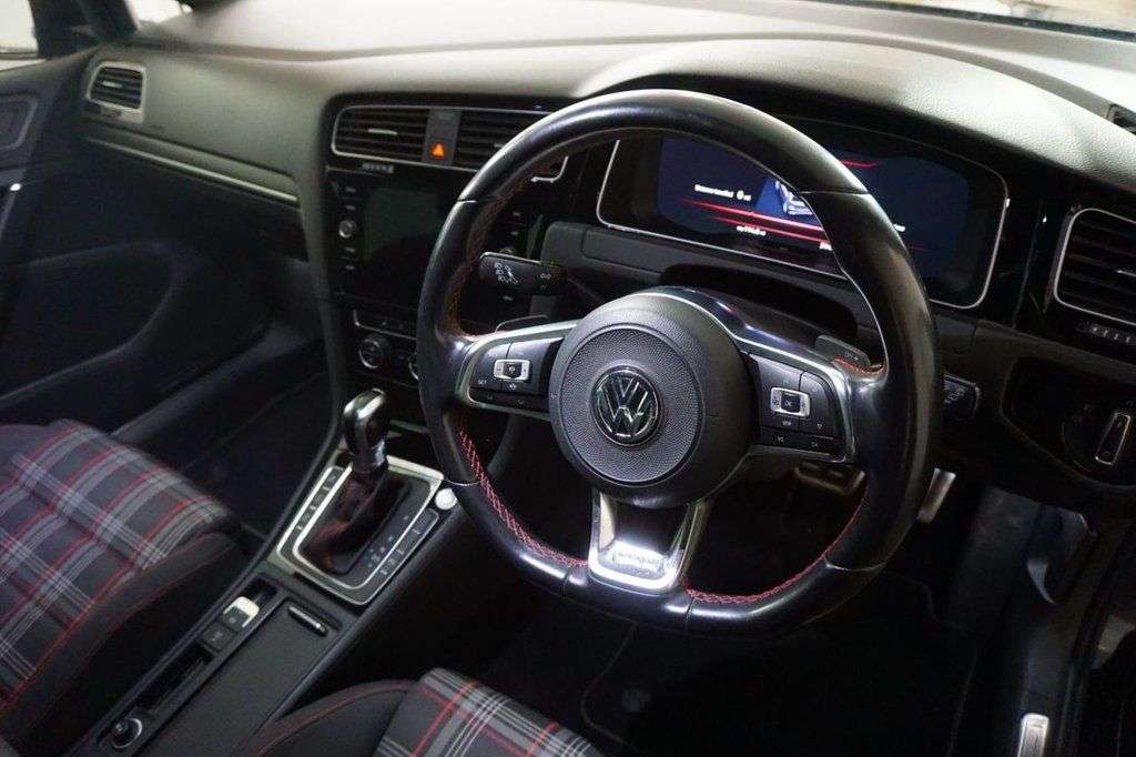 2019 VOLKSWAGEN GOLF 2019 VOLKSWAGEN GOLF