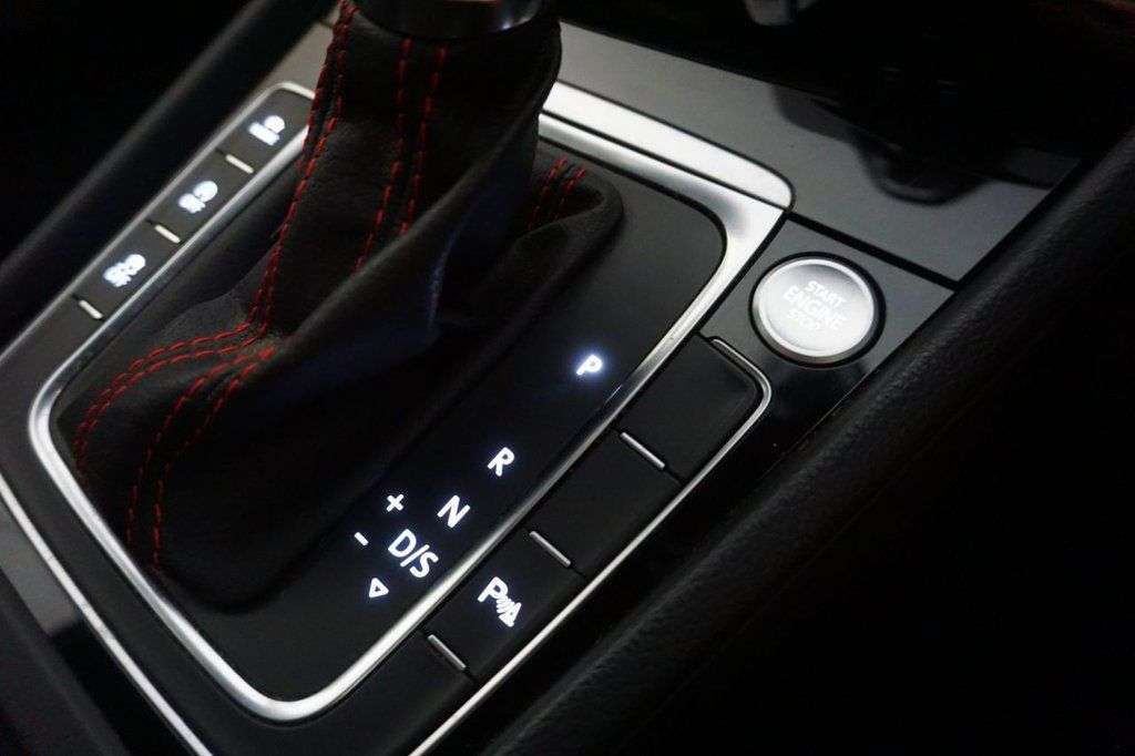 2019 VOLKSWAGEN GOLF 2019 VOLKSWAGEN GOLF