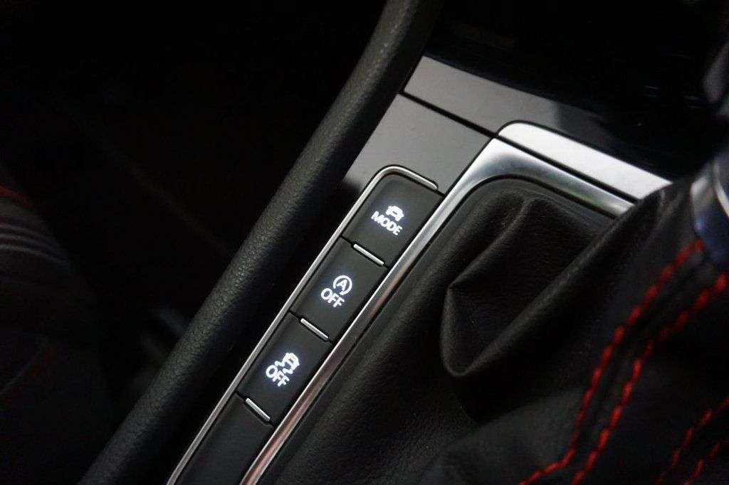 2019 VOLKSWAGEN GOLF 2019 VOLKSWAGEN GOLF