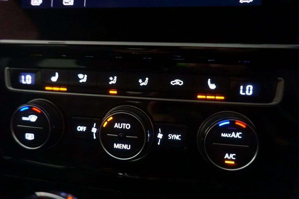 2019 VOLKSWAGEN GOLF 2019 VOLKSWAGEN GOLF