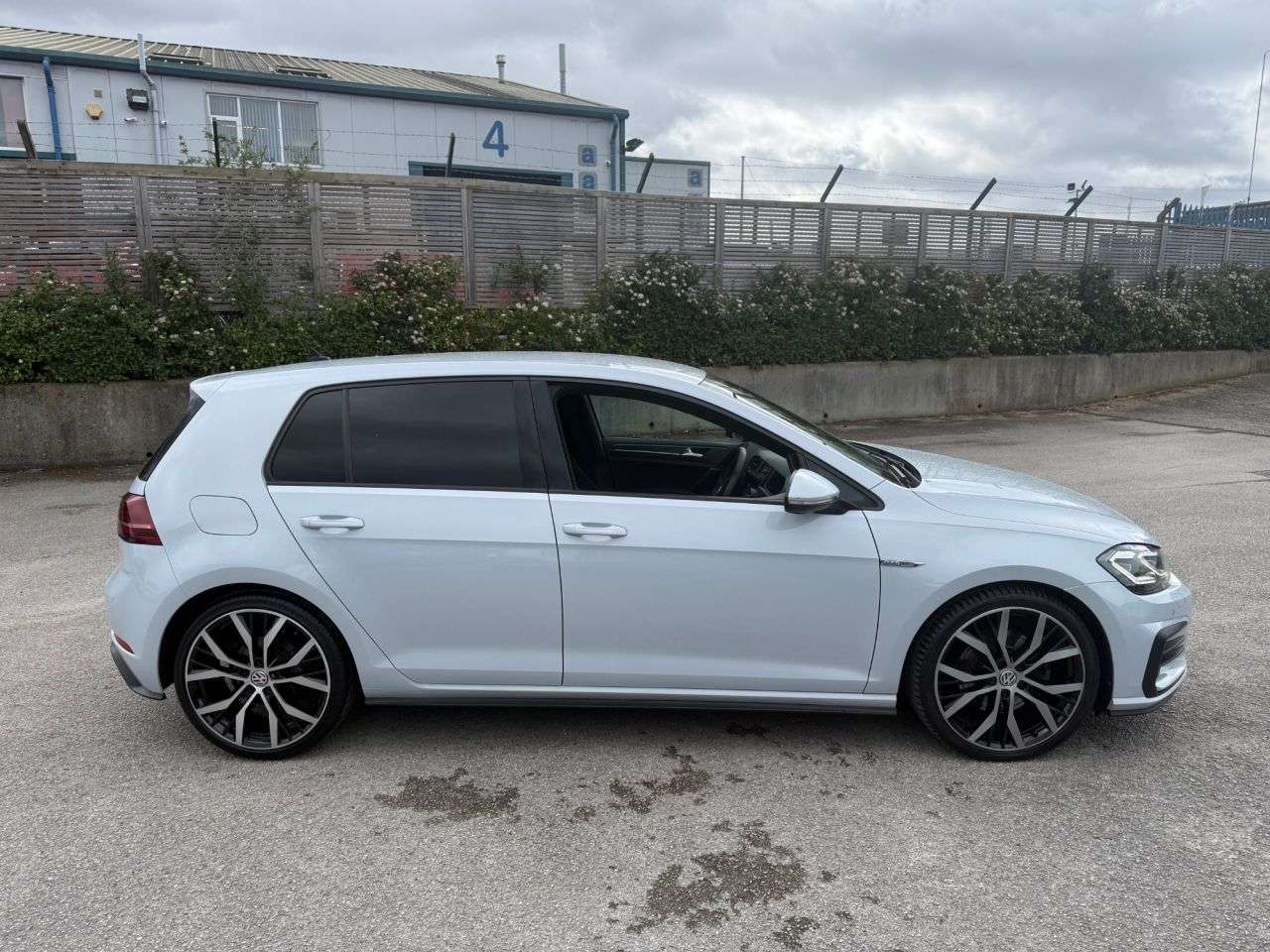 2018 VOLKSWAGEN GOLF 2018 VOLKSWAGEN GOLF