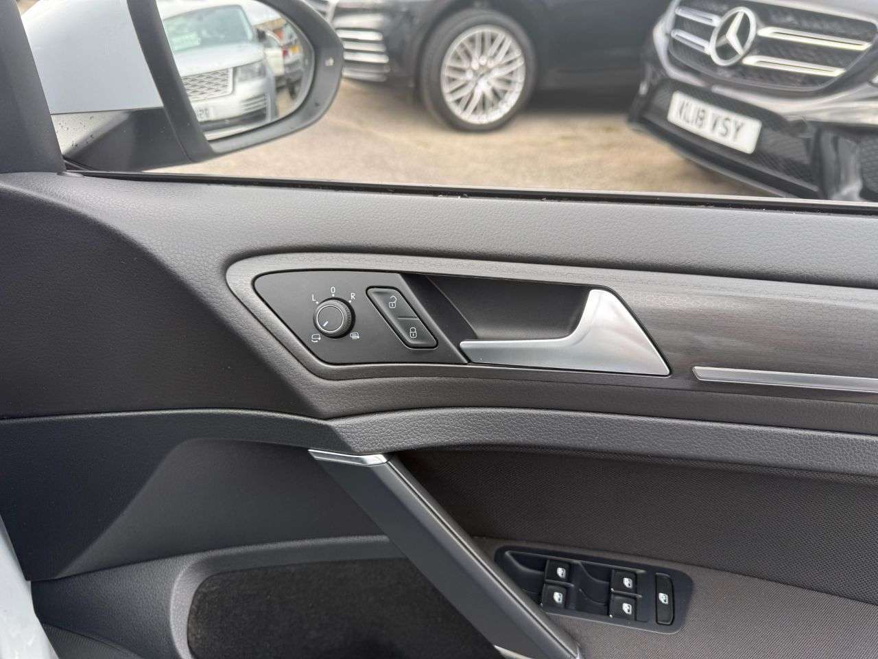 2018 VOLKSWAGEN GOLF 2018 VOLKSWAGEN GOLF