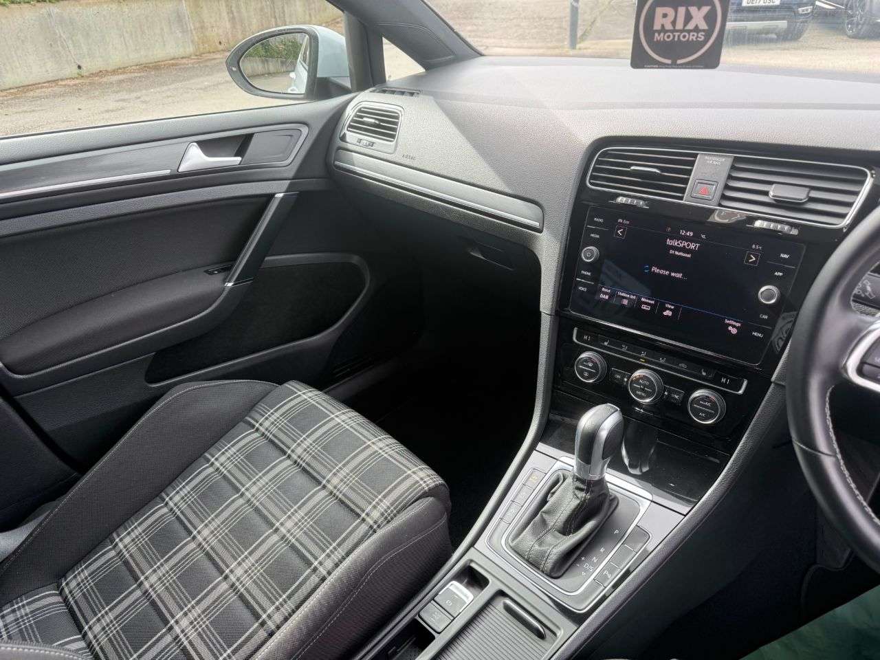 2018 VOLKSWAGEN GOLF 2018 VOLKSWAGEN GOLF