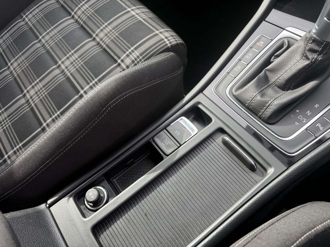 2018 VOLKSWAGEN GOLF 2018 VOLKSWAGEN GOLF