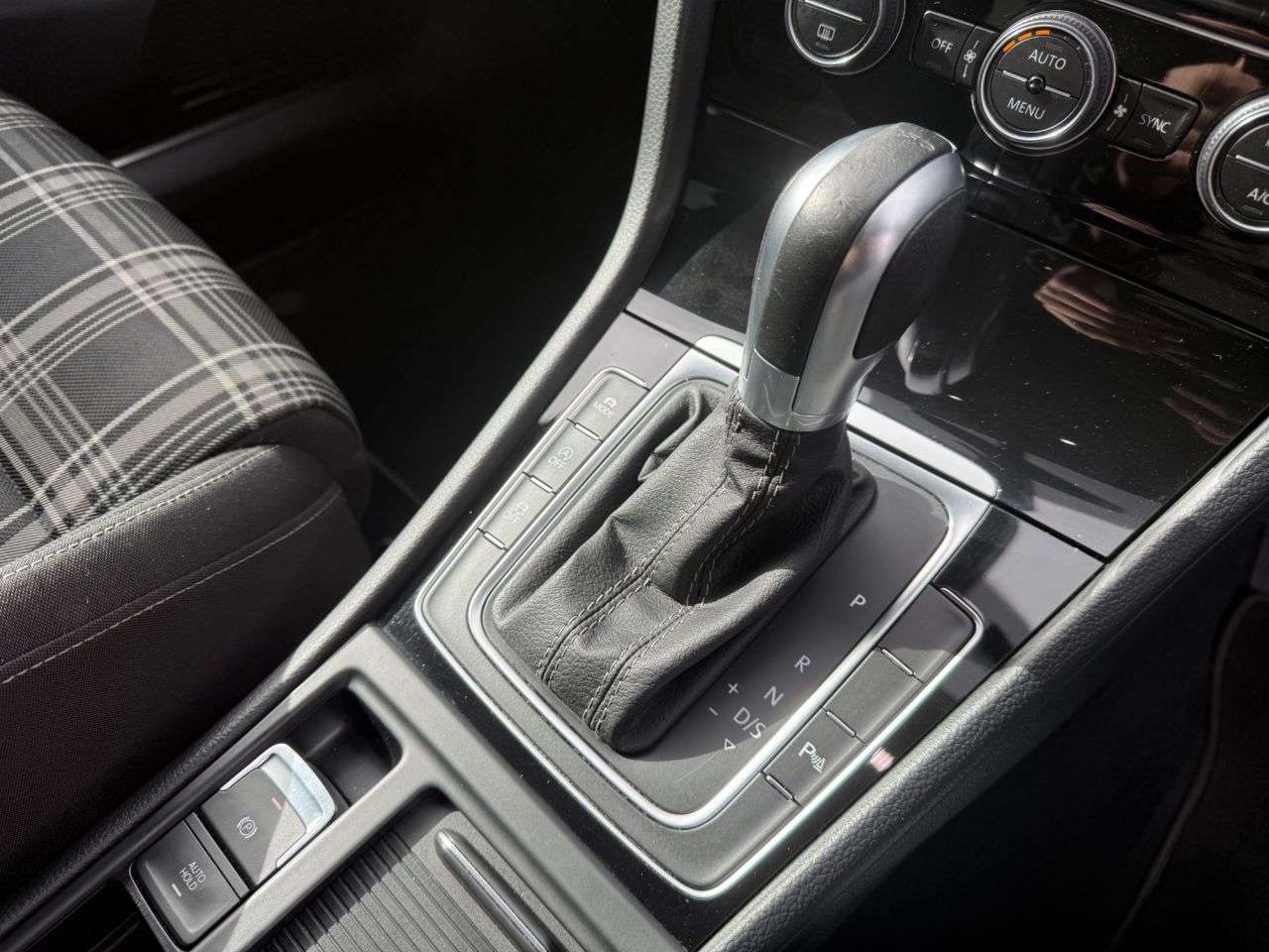 2018 VOLKSWAGEN GOLF 2018 VOLKSWAGEN GOLF