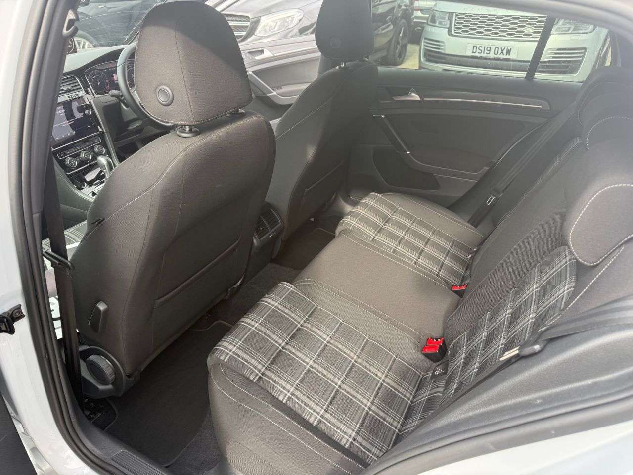 2018 VOLKSWAGEN GOLF 2018 VOLKSWAGEN GOLF