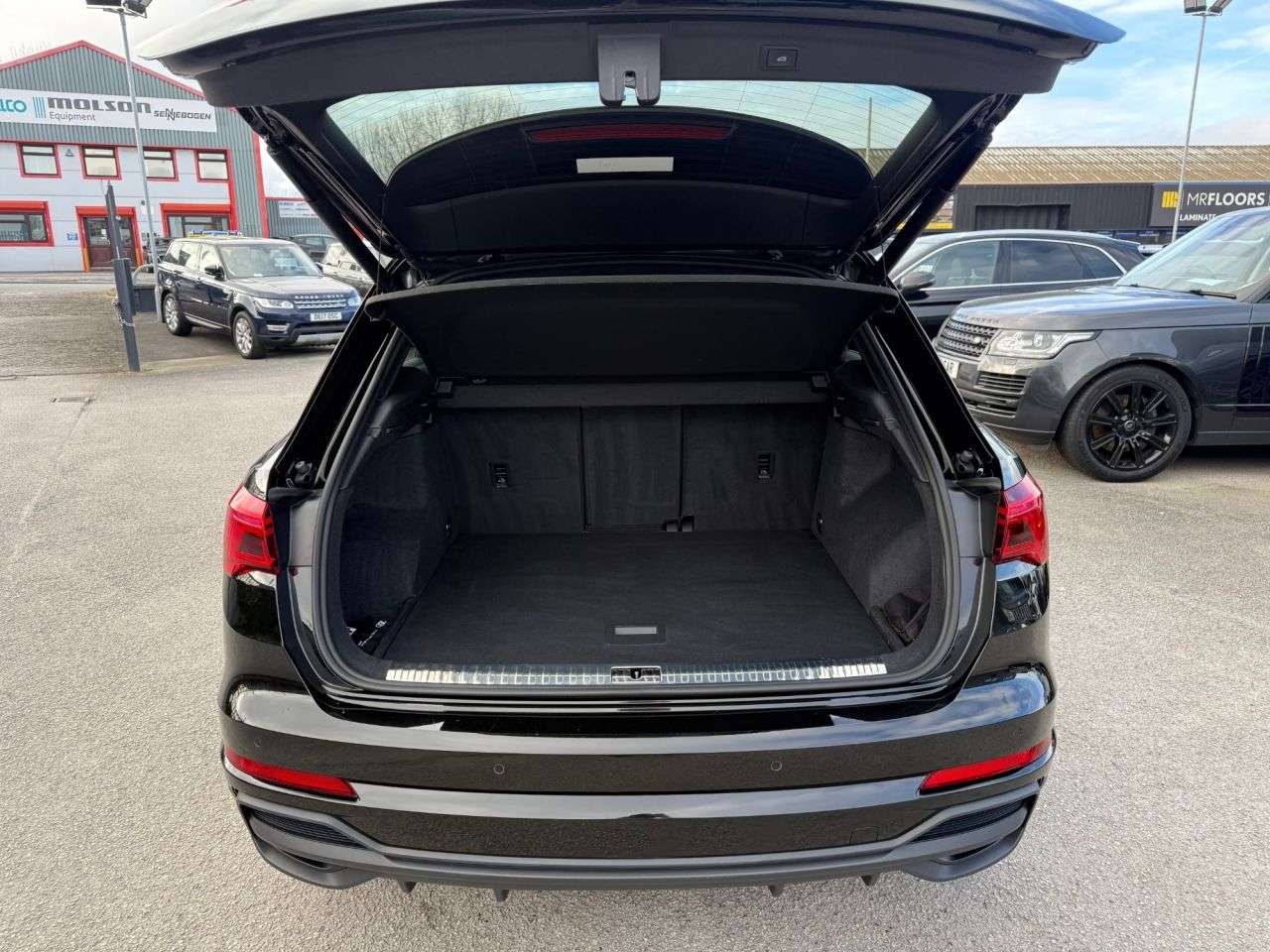 2023 AUDI Q3 2023 AUDI Q3