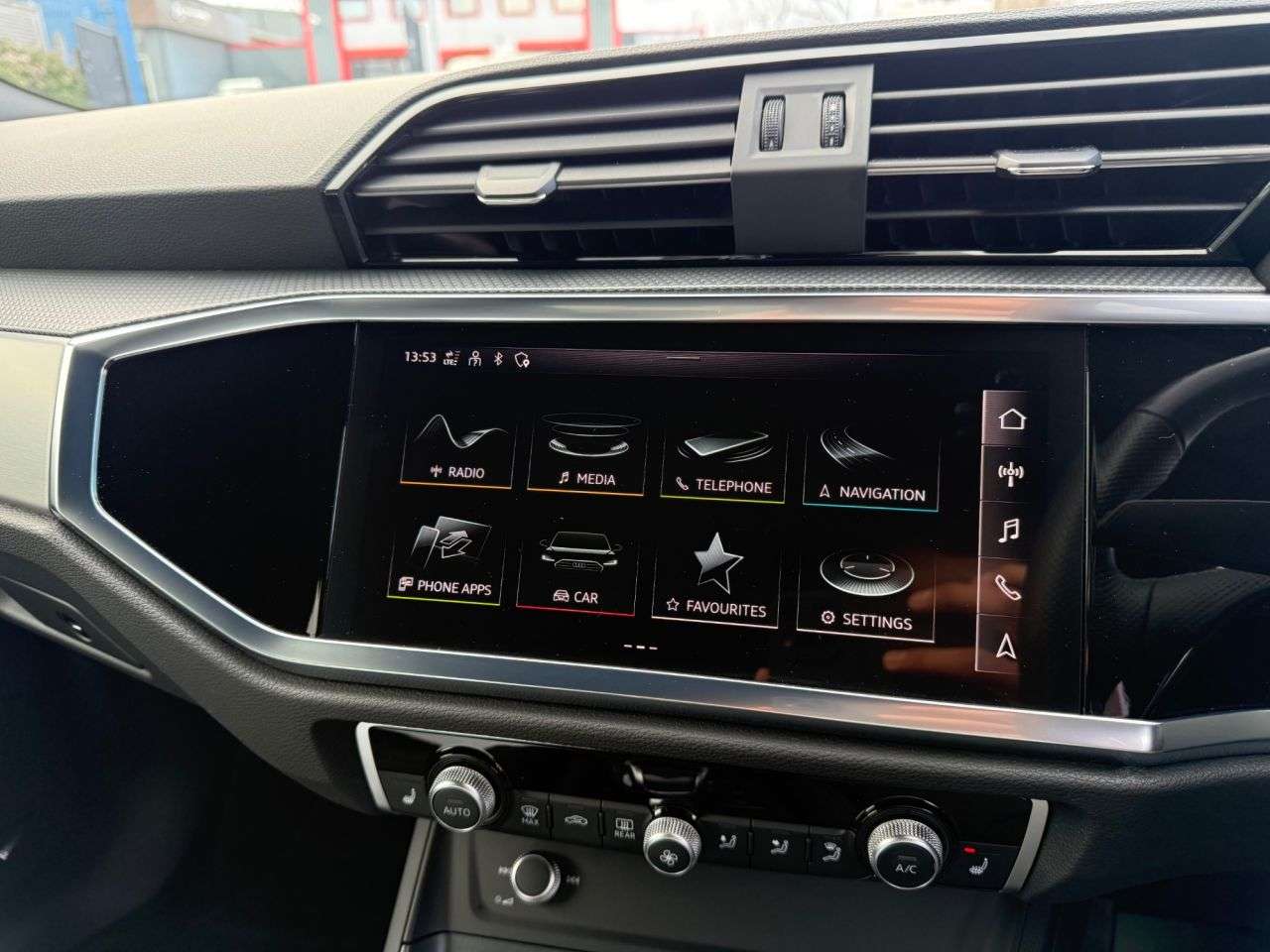 2023 AUDI Q3 2023 AUDI Q3