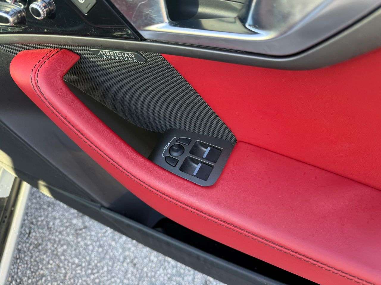 2015 JAGUAR F-TYPE 2015 JAGUAR F-TYPE