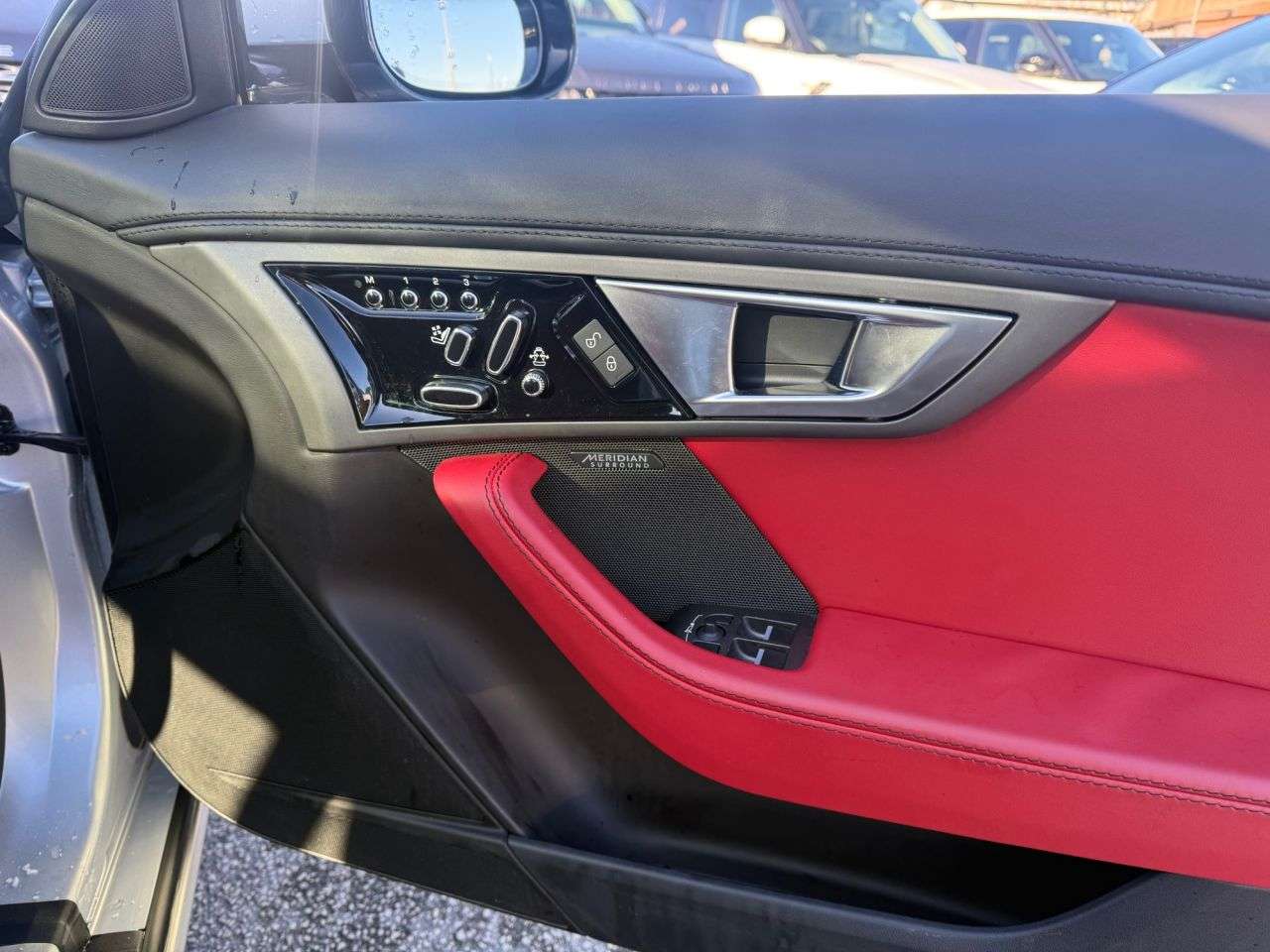 2015 JAGUAR F-TYPE 2015 JAGUAR F-TYPE