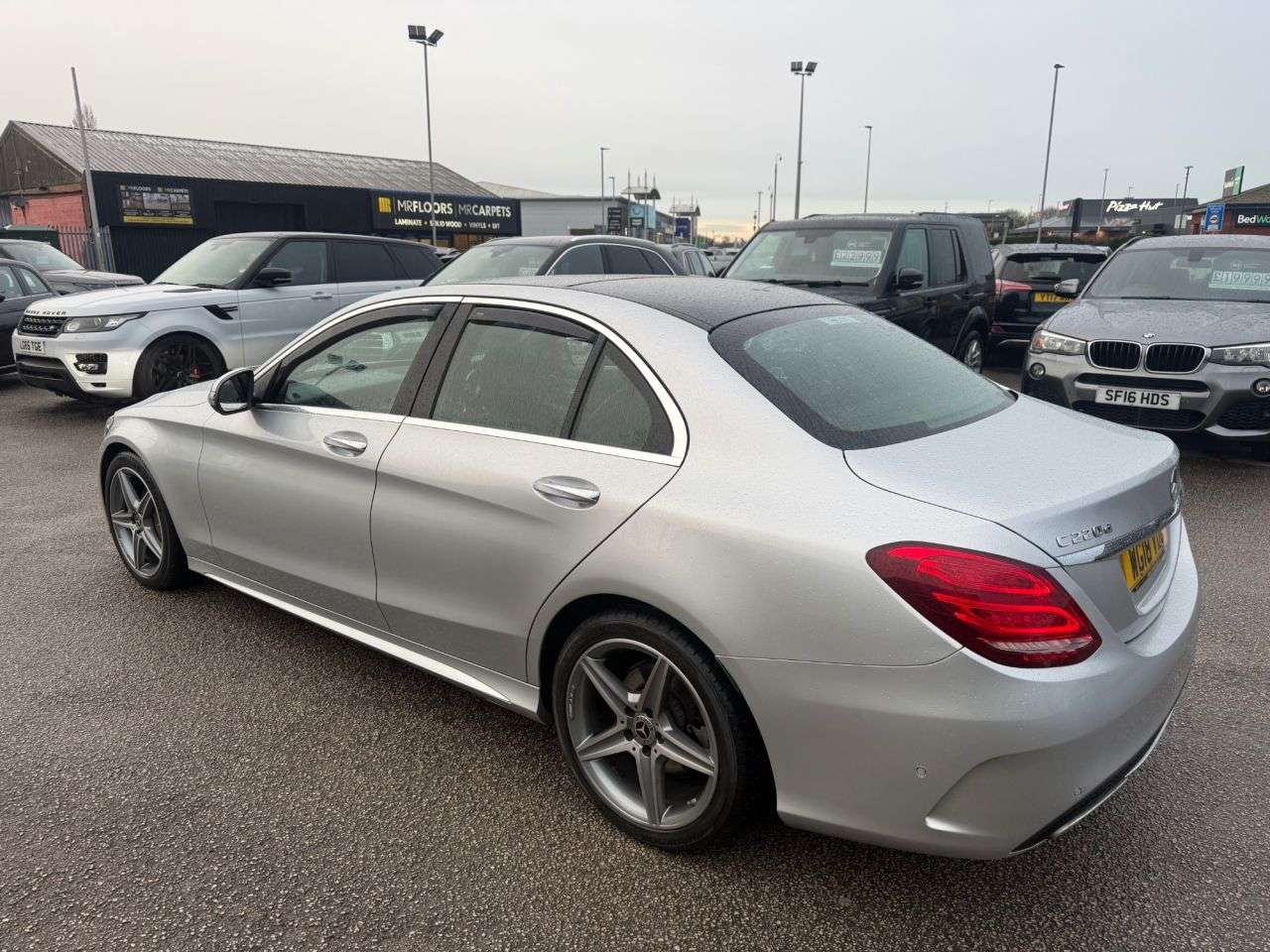 A 2018 MERCEDES-BENZ C-CLASS 2.1 C220d AMG Line (Premium) Saloon 4dr Diesel G-Tronic+ Euro 6-2 FORMER KE A 2018 MERCEDES-BENZ C-CLASS 2.1 C220d AMG Line (Premium) Saloon 4dr Diesel G-Tronic+ Euro 6-2 FORMER KE
