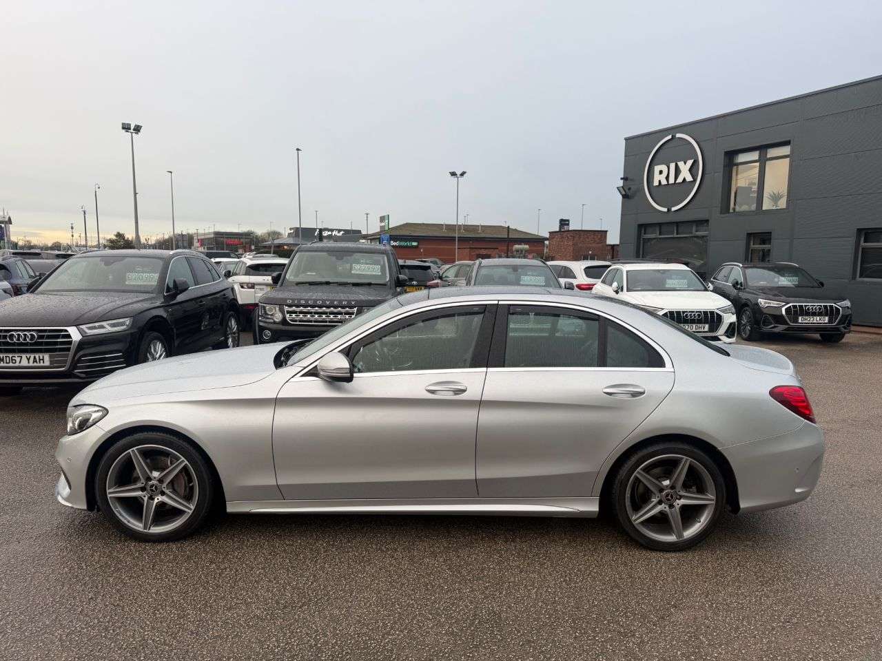 A 2018 MERCEDES-BENZ C-CLASS 2.1 C220d AMG Line (Premium) Saloon 4dr Diesel G-Tronic+ Euro 6-2 FORMER KE A 2018 MERCEDES-BENZ C-CLASS 2.1 C220d AMG Line (Premium) Saloon 4dr Diesel G-Tronic+ Euro 6-2 FORMER KE