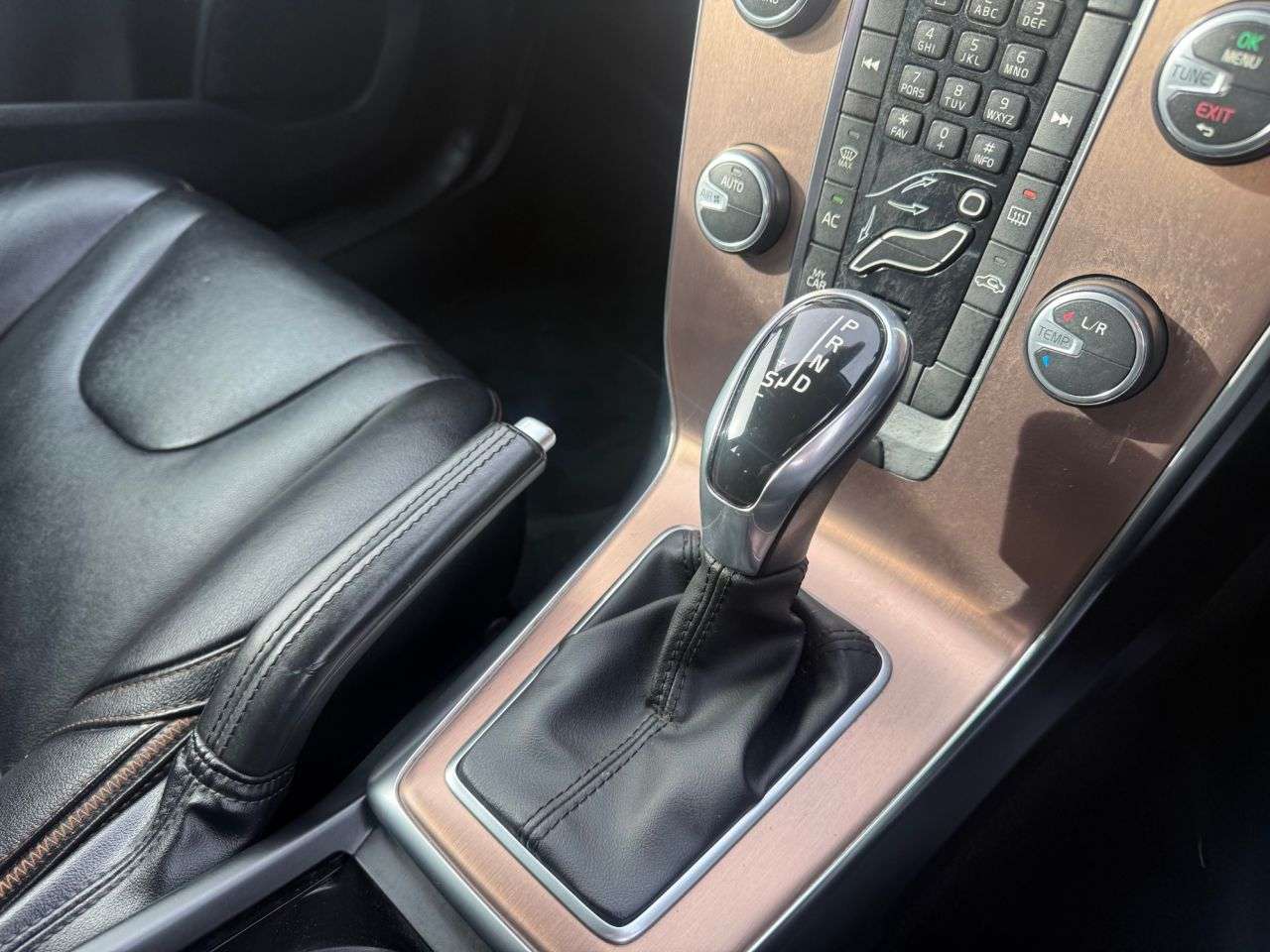 2015 VOLVO V40 CROSS COUNTRY 2015 VOLVO V40 CROSS COUNTRY