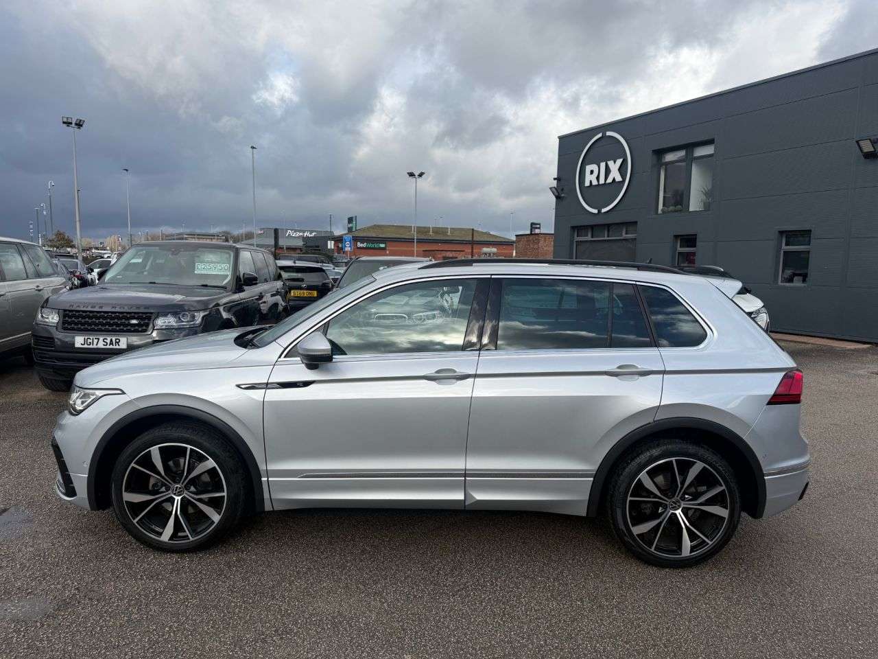 A 2020 VOLKSWAGEN TIGUAN 1.5 TSI R-Line SUV 5dr Petrol DSG Euro 6-2 OWNER CAR-20" ALLOYS-DIGITAL DAS A 2020 VOLKSWAGEN TIGUAN 1.5 TSI R-Line SUV 5dr Petrol DSG Euro 6-2 OWNER CAR-20" ALLOYS-DIGITAL DAS