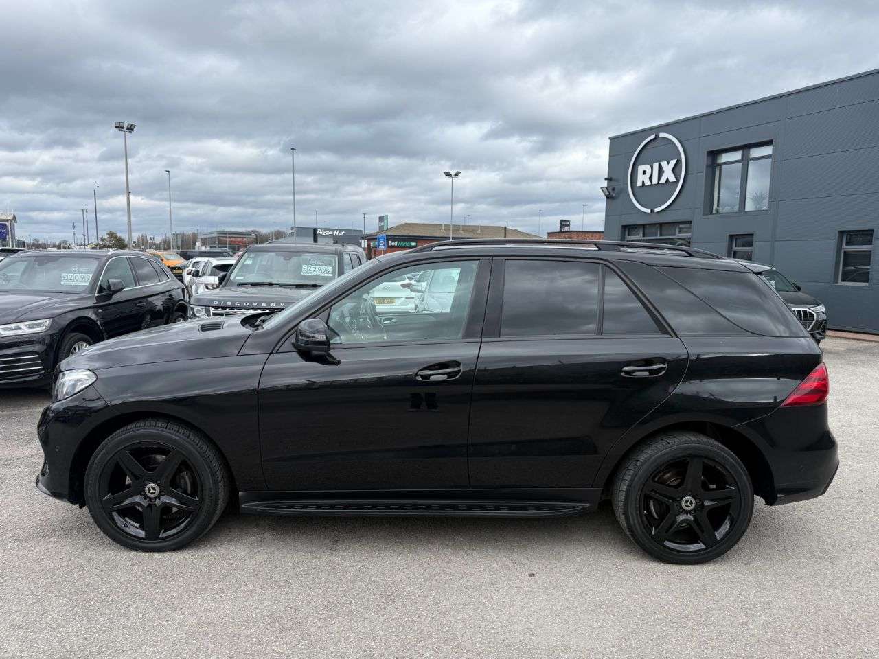 A 2018 MERCEDES GLE-CLASS GLE 250 D 4MATIC AMG NIGHT EDITION A 2018 MERCEDES GLE-CLASS GLE 250 D 4MATIC AMG NIGHT EDITION