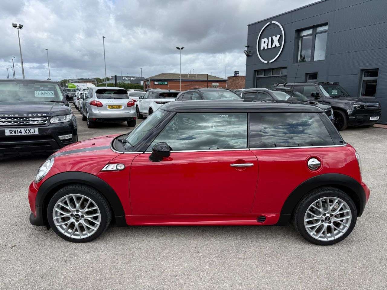 A 2012 MINI HATCH 2.0 Cooper SD Hatchback 3dr Diesel Manual Euro 5 (s/s) (143 ps) 1 FORMER KE A 2012 MINI HATCH 2.0 Cooper SD Hatchback 3dr Diesel Manual Euro 5 (s/s) (143 ps) 1 FORMER KE