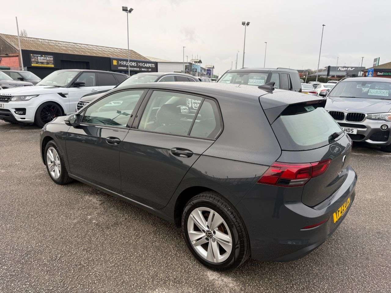 A 2023 VOLKSWAGEN GOLF 1.5 TSI Life Hatchback 5dr Petrol Manual Euro 6 (s/s) (130 ps) A 2023 VOLKSWAGEN GOLF 1.5 TSI Life Hatchback 5dr Petrol Manual Euro 6 (s/s) (130 ps)