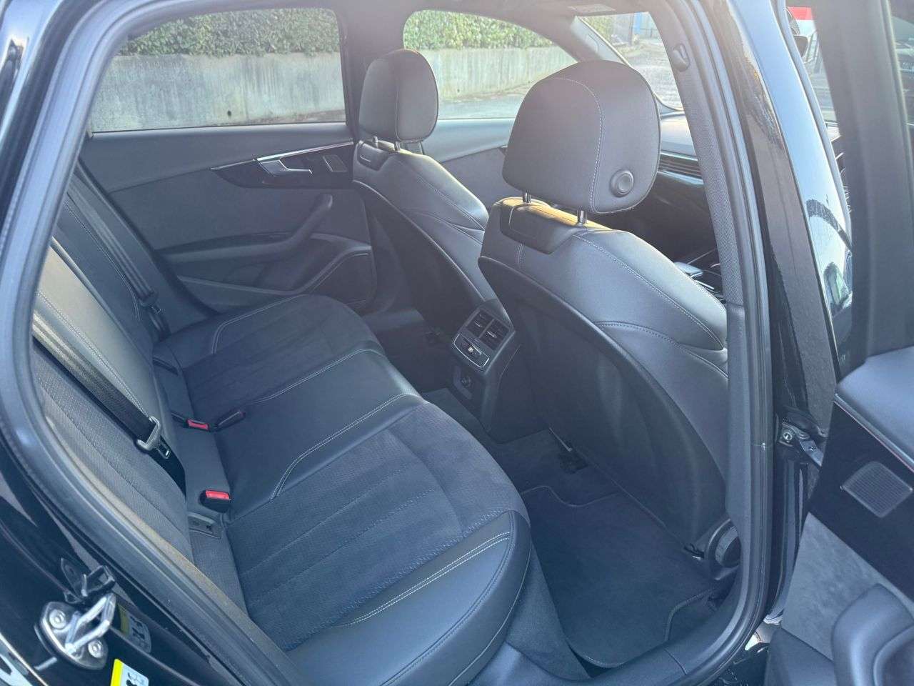 2022 AUDI A4 2022 AUDI A4