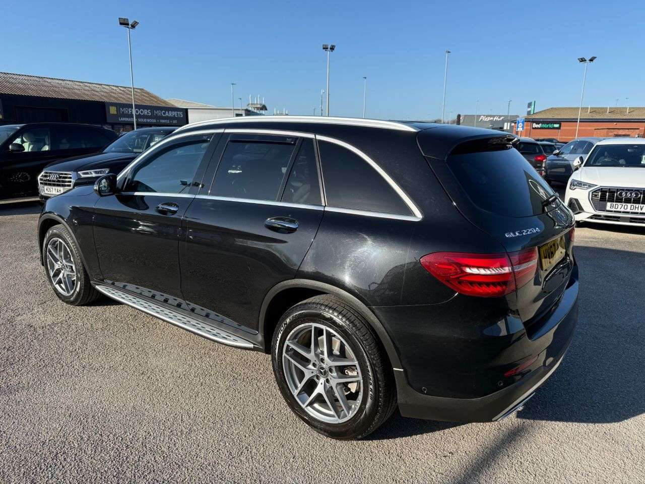 A 2017 MERCEDES-BENZ GLC 2.1 GLC220d AMG Line (Premium Plus) SUV 5dr Diesel G-Tronic 4MATIC Euro 6-2 A 2017 MERCEDES-BENZ GLC 2.1 GLC220d AMG Line (Premium Plus) SUV 5dr Diesel G-Tronic 4MATIC Euro 6-2