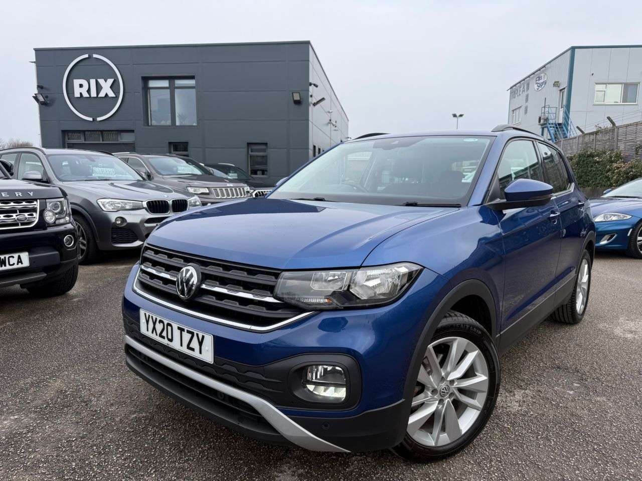A 2020 VOLKSWAGEN T-CROSS 1.0 TSI SE SUV 5dr Petrol DSG Euro 6-BLUETOOTH-CRUISE CONTROL-CAR PLAY-DAB A 2020 VOLKSWAGEN T-CROSS 1.0 TSI SE SUV 5dr Petrol DSG Euro 6-BLUETOOTH-CRUISE CONTROL-CAR PLAY-DAB