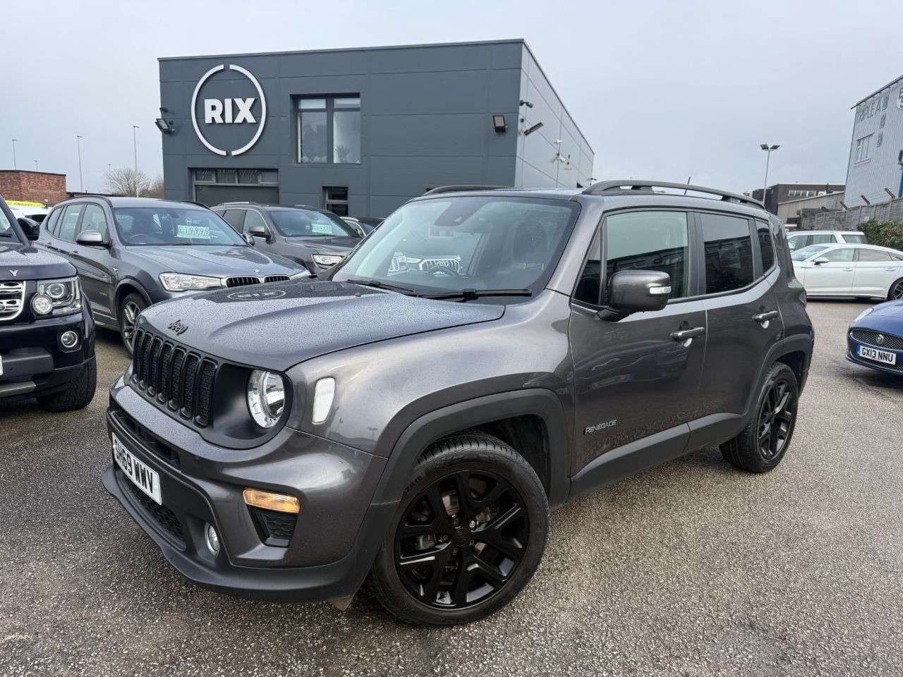 A 2020 JEEP RENEGADE 1.0 GSE T3 Night Eagle SUV 5dr Petrol Manual Euro 6-2 FORMER KEEPERS-BLUETO A 2020 JEEP RENEGADE 1.0 GSE T3 Night Eagle SUV 5dr Petrol Manual Euro 6-2 FORMER KEEPERS-BLUETO