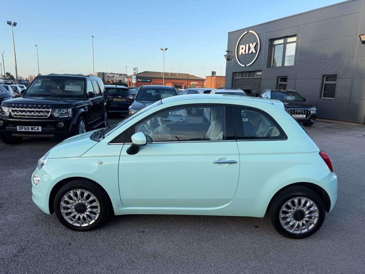 A 2019 FIAT 500 1.2 Lounge Hatchback 3dr Petrol Manual Euro 6-2 OWNER CAR FINISHED IN SMOOT A 2019 FIAT 500 1.2 Lounge Hatchback 3dr Petrol Manual Euro 6-2 OWNER CAR FINISHED IN SMOOT