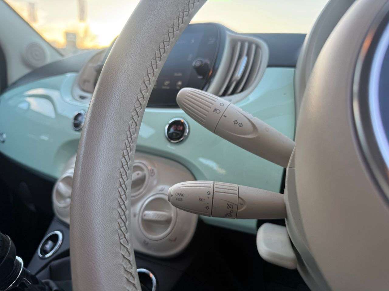 2019 FIAT 500 2019 FIAT 500