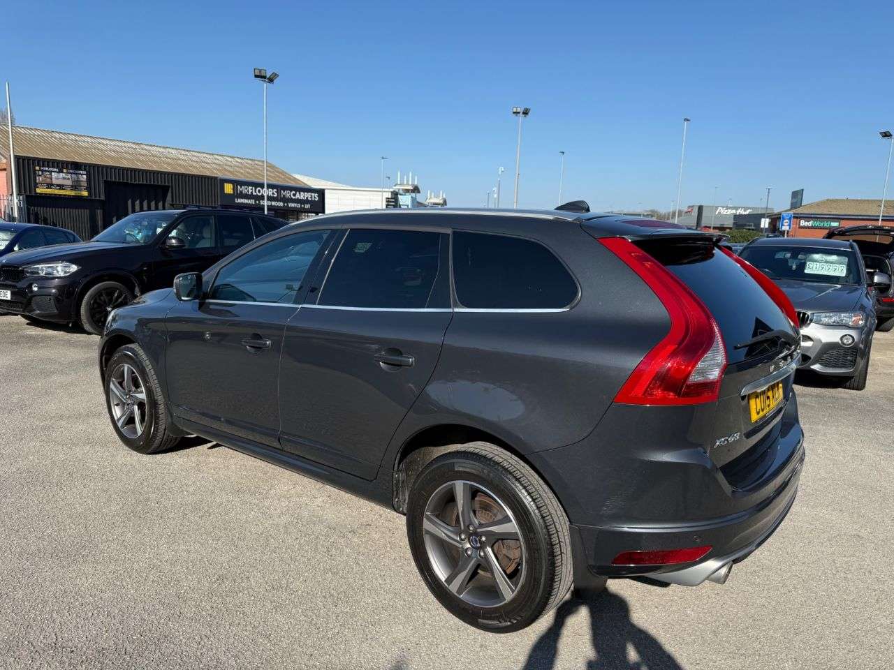 A 2015 VOLVO XC60 2.0 D4 R-Design Lux Nav SUV 5dr Diesel Manual Euro 6-2 FORMER KEEPERS FINIS A 2015 VOLVO XC60 2.0 D4 R-Design Lux Nav SUV 5dr Diesel Manual Euro 6-2 FORMER KEEPERS FINIS