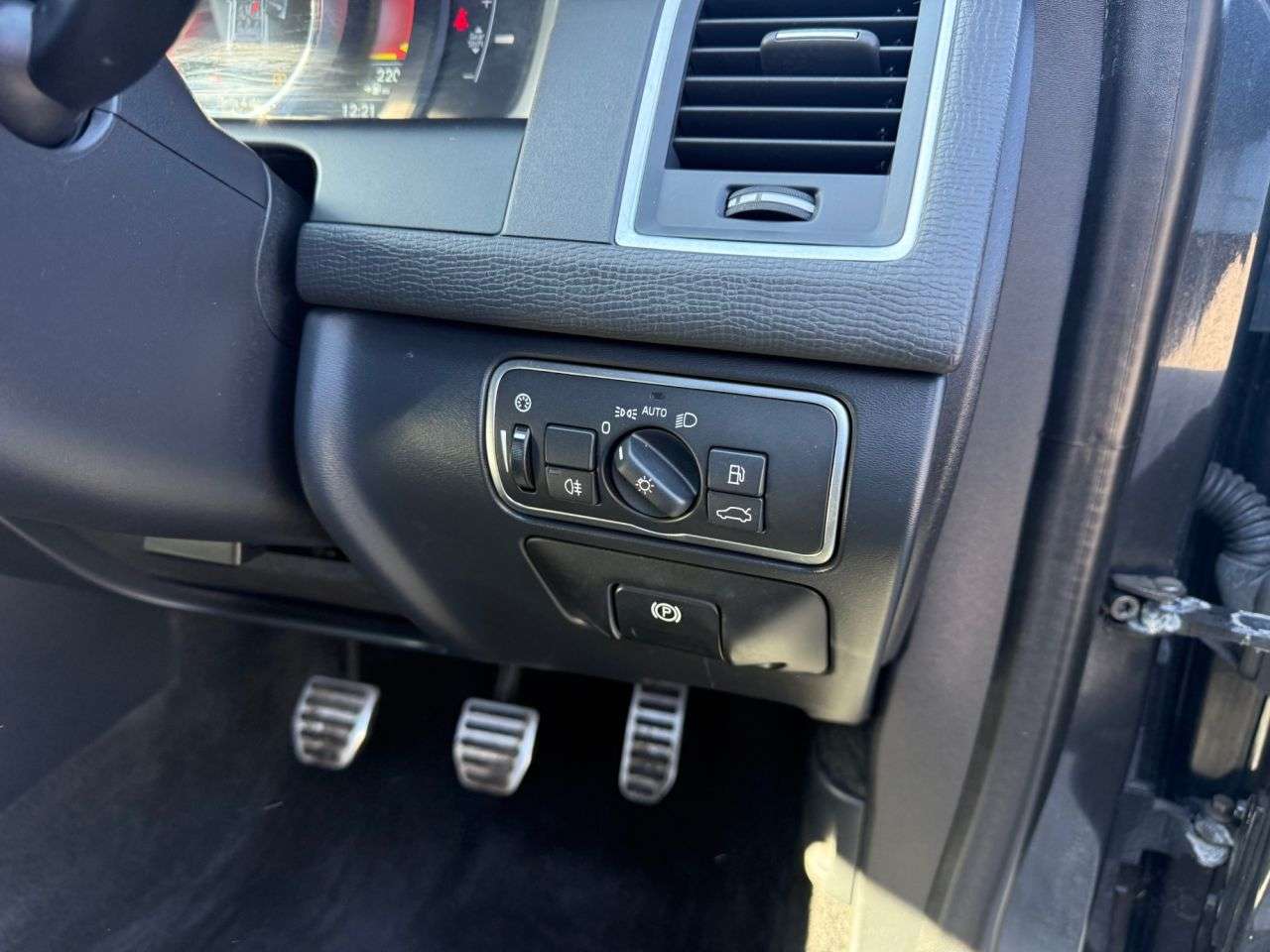 2015 VOLVO XC60 2015 VOLVO XC60