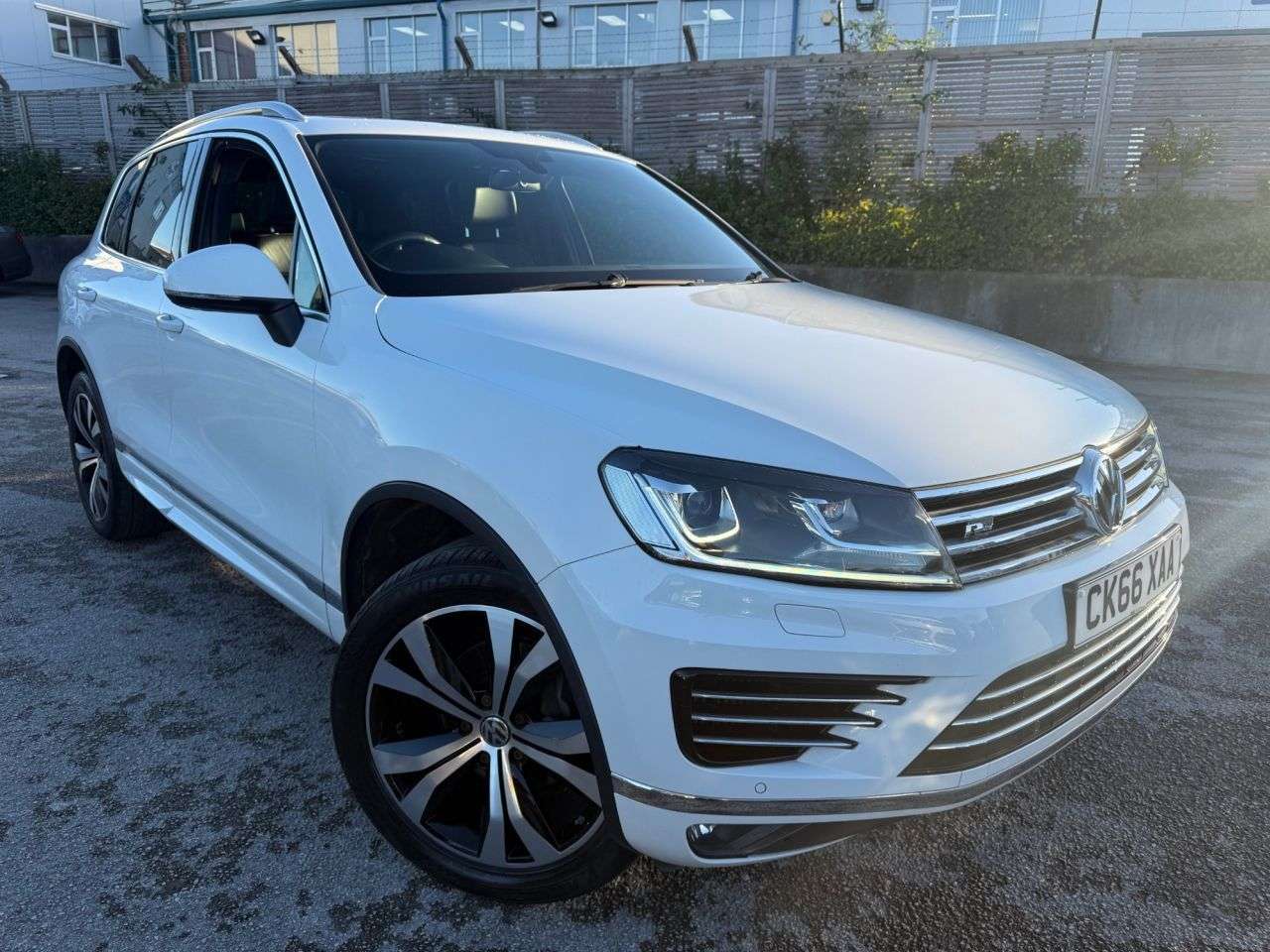2016 VOLKSWAGEN TOUAREG 2016 VOLKSWAGEN TOUAREG