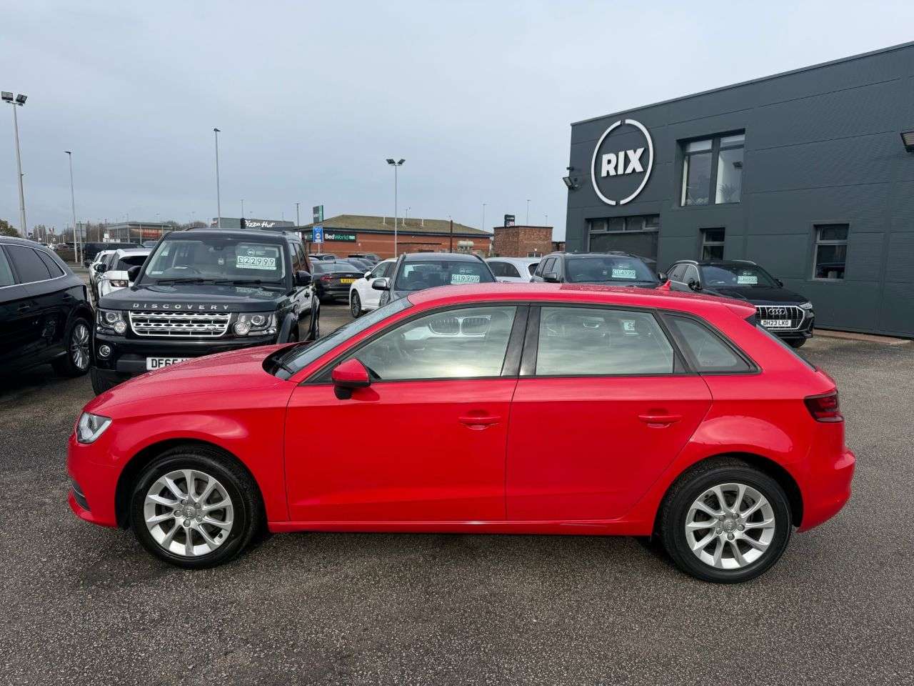 A 2014 AUDI A3 1.6 TDI SE Sportback 5dr Diesel Manual-2 OWNER CAR-BLUETOOTH-DAB RADIO-ALLO A 2014 AUDI A3 1.6 TDI SE Sportback 5dr Diesel Manual-2 OWNER CAR-BLUETOOTH-DAB RADIO-ALLO