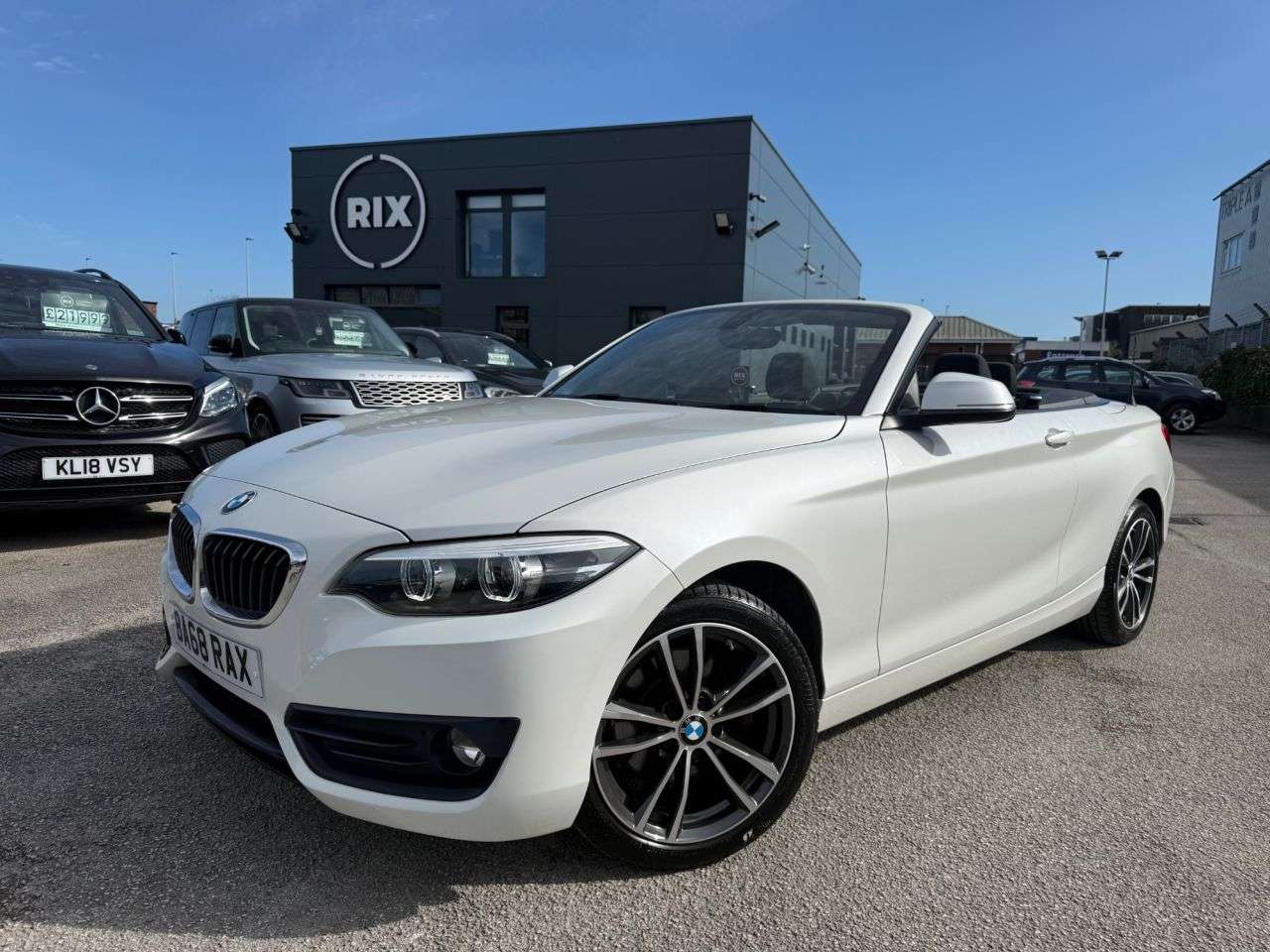 A 2019 BMW 2 SERIES 2.0 220d Sport Convertible 2dr Diesel Manual Euro 6 (s/s) (190 ps)-2 OWNER A 2019 BMW 2 SERIES 2.0 220d Sport Convertible 2dr Diesel Manual Euro 6 (s/s) (190 ps)-2 OWNER