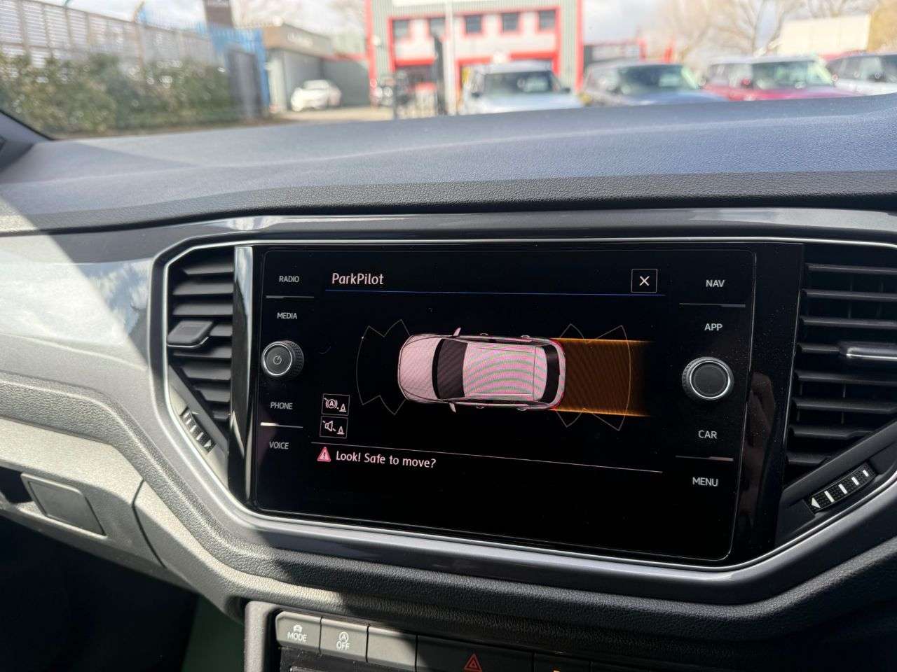 2019 VOLKSWAGEN T-ROC 2019 VOLKSWAGEN T-ROC