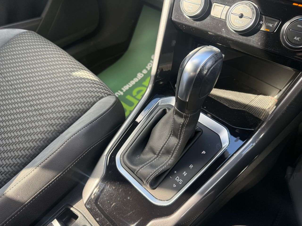 2019 VOLKSWAGEN T-ROC 2019 VOLKSWAGEN T-ROC