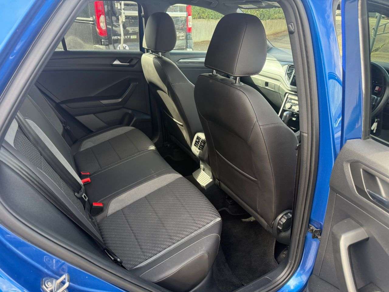 2019 VOLKSWAGEN T-ROC 2019 VOLKSWAGEN T-ROC