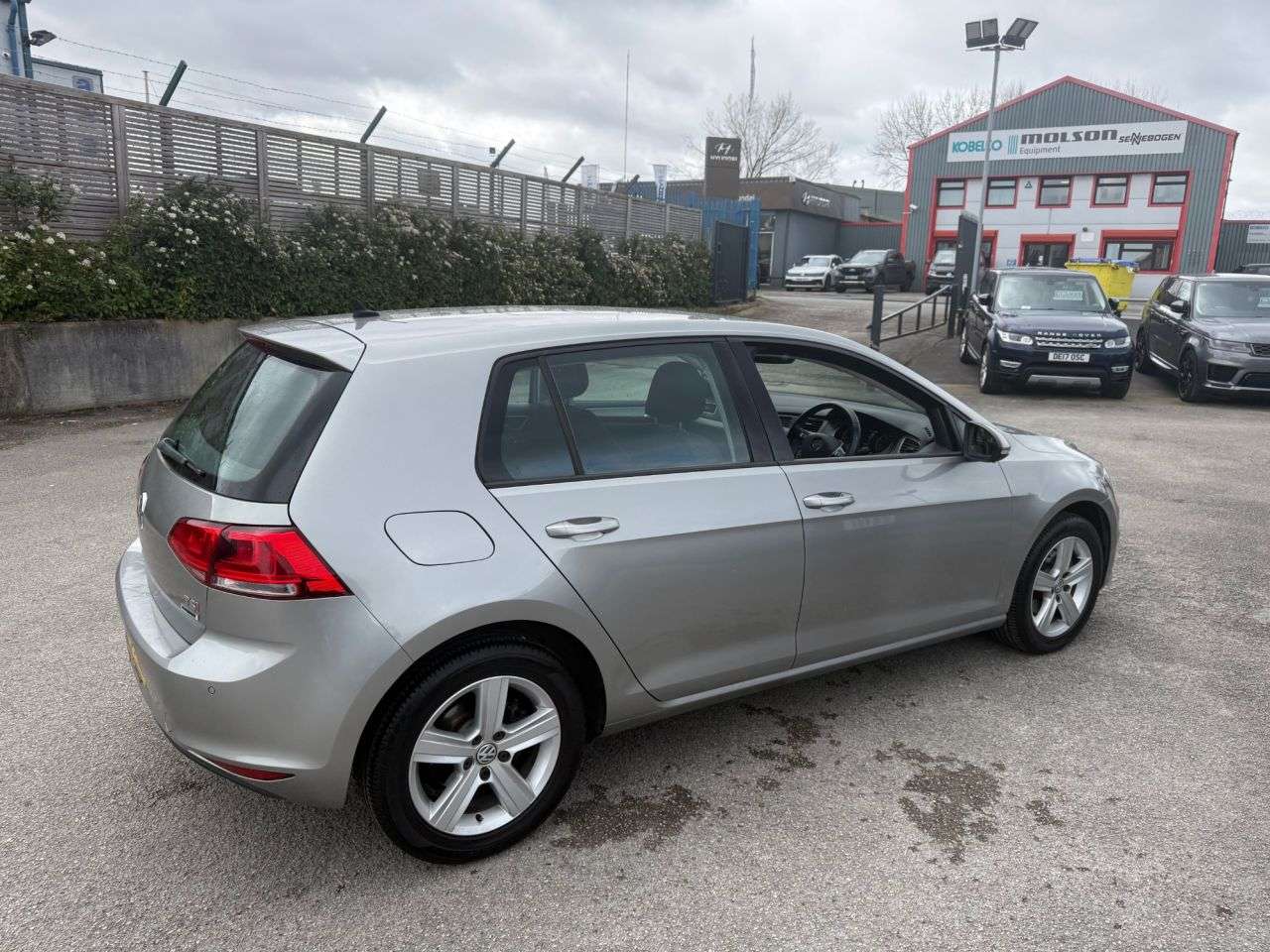 2017 VOLKSWAGEN GOLF 2017 VOLKSWAGEN GOLF