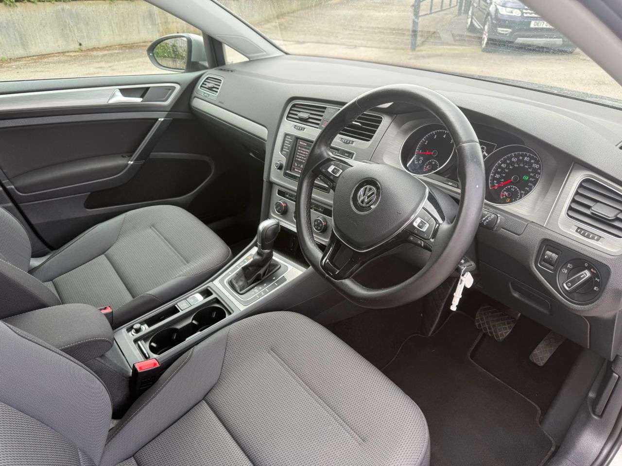 2017 VOLKSWAGEN GOLF 2017 VOLKSWAGEN GOLF