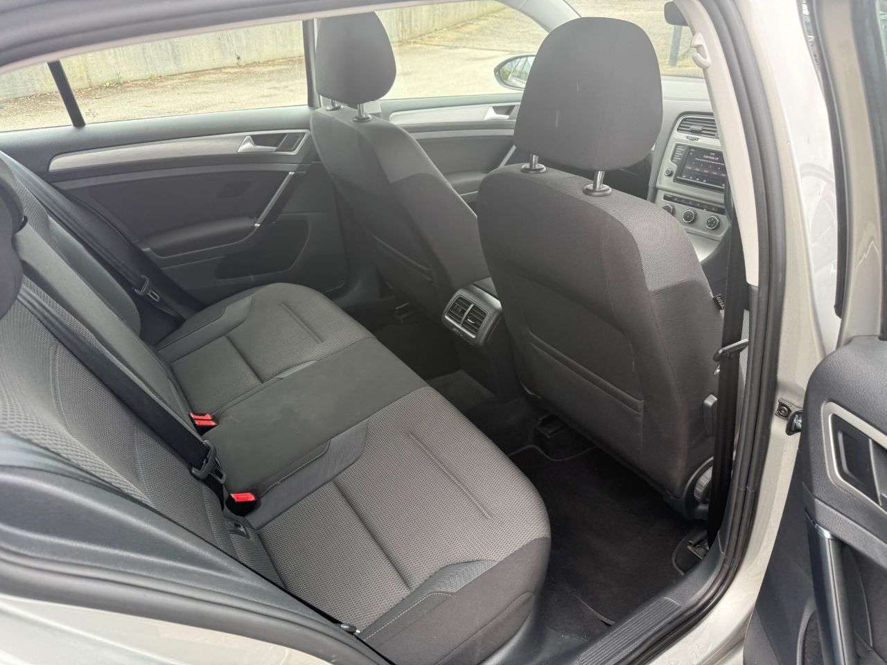 2017 VOLKSWAGEN GOLF 2017 VOLKSWAGEN GOLF