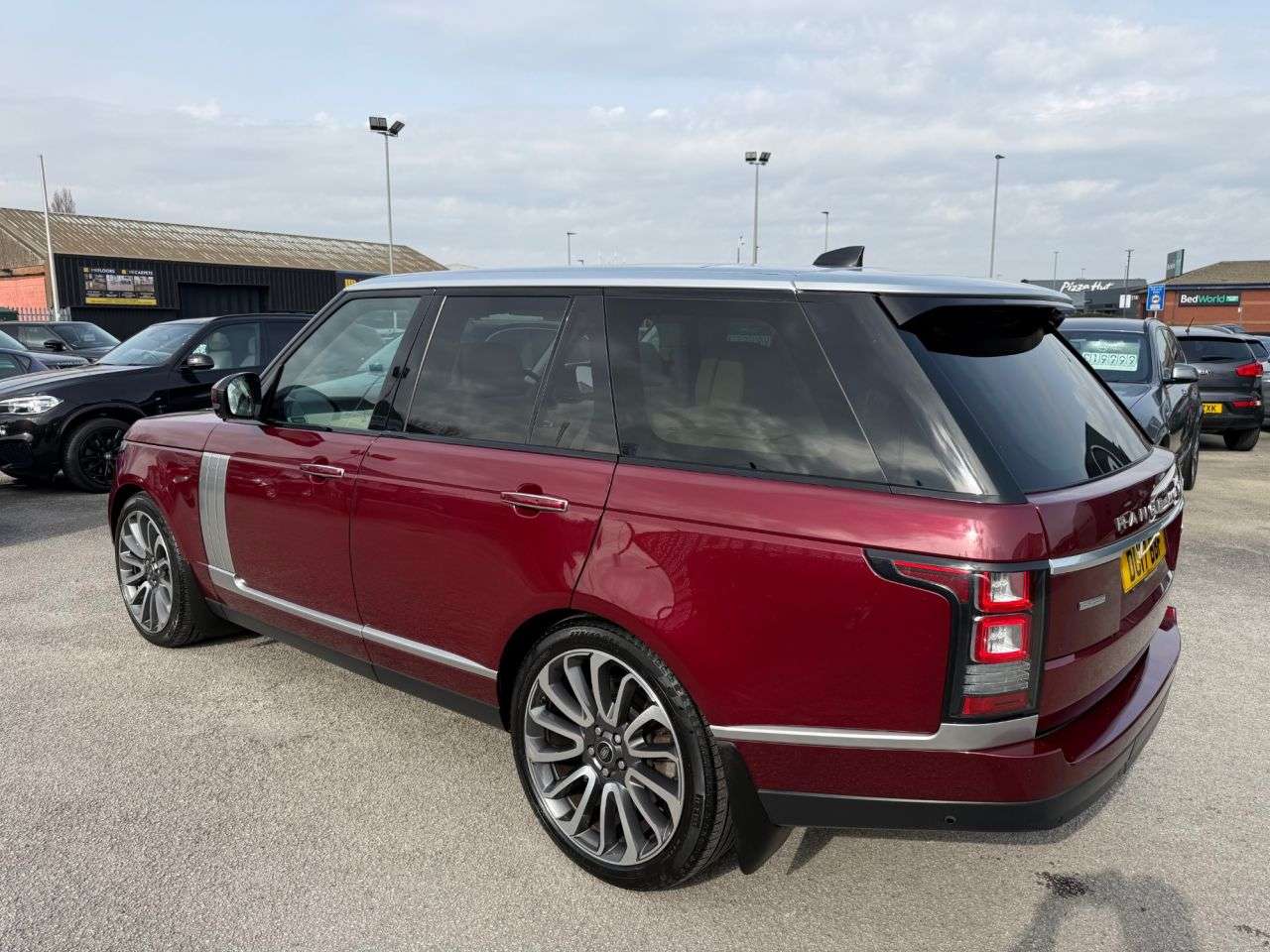 A 2017 LAND ROVER RANGE ROVER 4.4 SD V8 Autobiography SUV 5dr Diesel Auto 4WD Euro 6 (s/s) (339 ps)-2 For A 2017 LAND ROVER RANGE ROVER 4.4 SD V8 Autobiography SUV 5dr Diesel Auto 4WD Euro 6 (s/s) (339 ps)-2 For