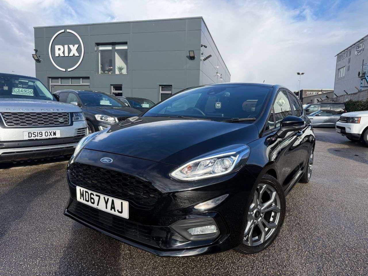 A 2017 FORD FIESTA 1.0T EcoBoost ST-Line X Hatchback 5dr Petrol Auto Euro 6 (s/s) (100 ps)-Fac A 2017 FORD FIESTA 1.0T EcoBoost ST-Line X Hatchback 5dr Petrol Auto Euro 6 (s/s) (100 ps)-Fac