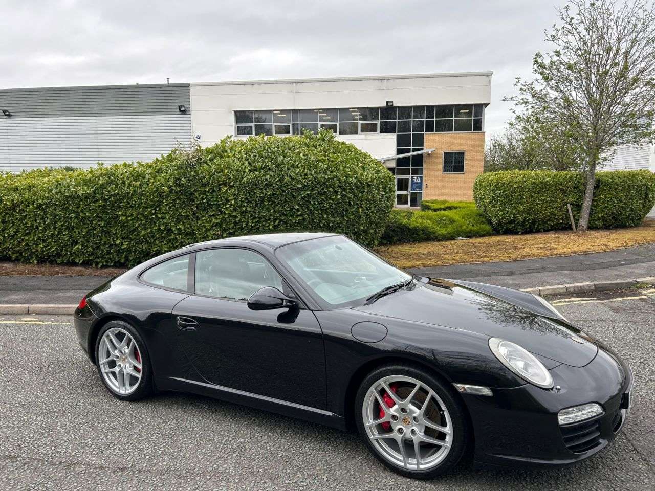A 2009 PORSCHE 911 3.8 997.2 Carrera S Coupe 2dr Petrol PDK (240 g/km, 385 bhp)-2 Owner Car Fr A 2009 PORSCHE 911 3.8 997.2 Carrera S Coupe 2dr Petrol PDK (240 g/km, 385 bhp)-2 Owner Car Fr