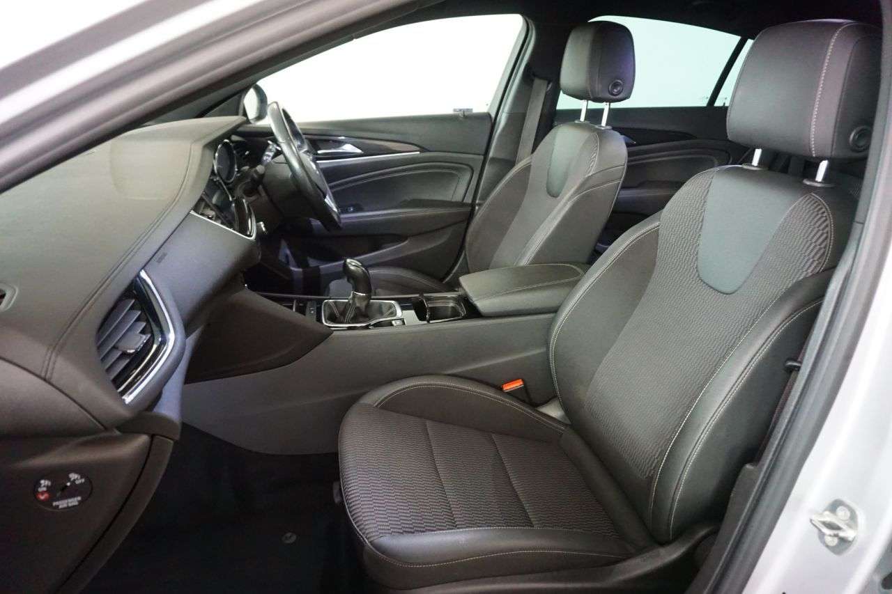 2017 VAUXHALL INSIGNIA 2017 VAUXHALL INSIGNIA