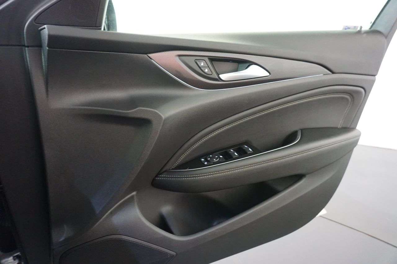 2017 VAUXHALL INSIGNIA 2017 VAUXHALL INSIGNIA