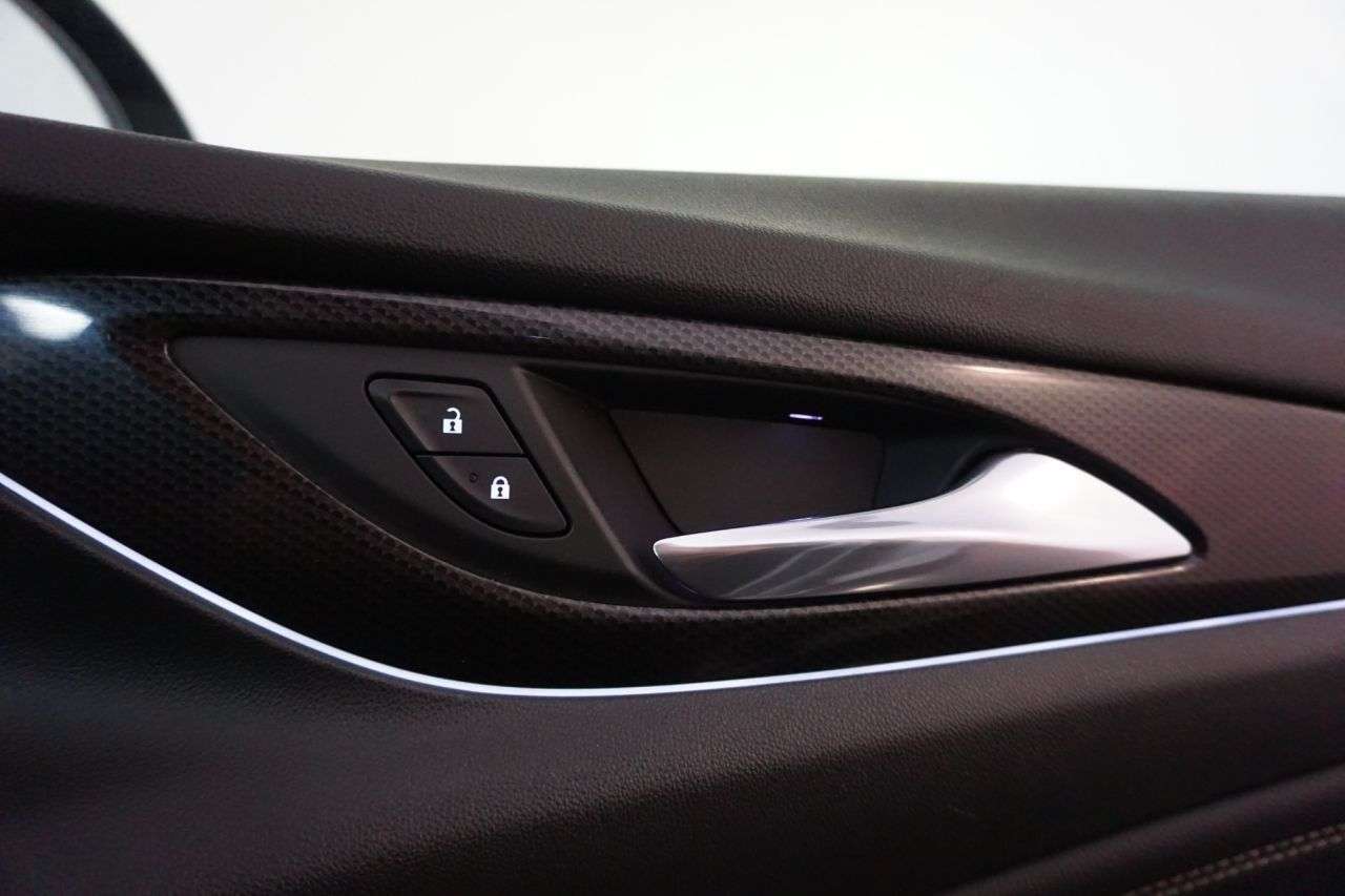 2017 VAUXHALL INSIGNIA 2017 VAUXHALL INSIGNIA