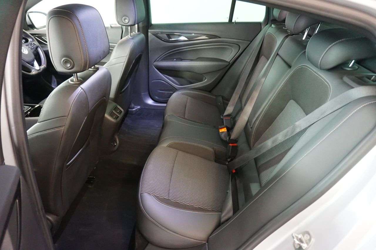 2017 VAUXHALL INSIGNIA 2017 VAUXHALL INSIGNIA