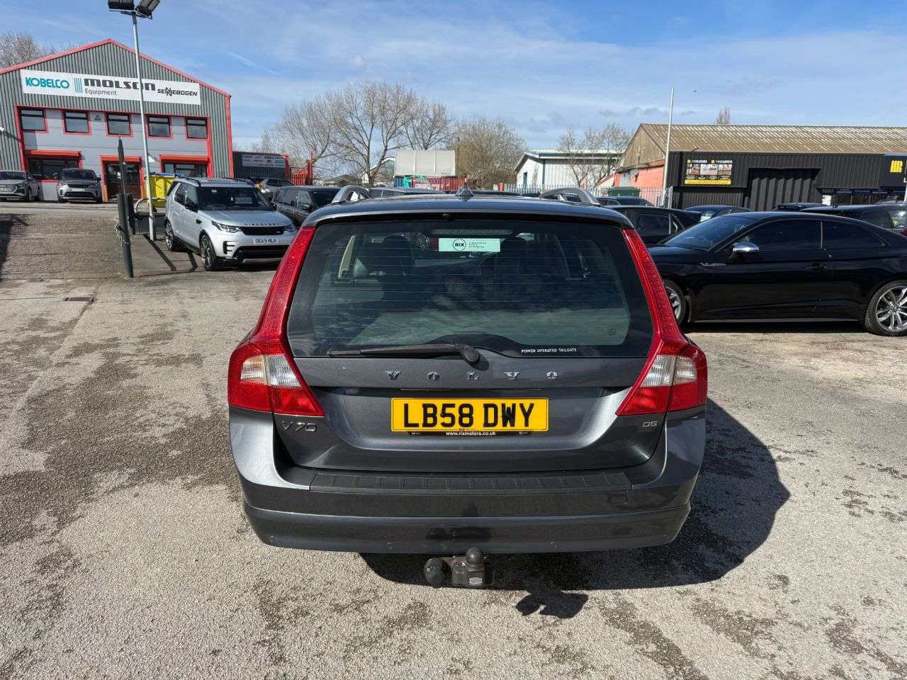 2009 VOLVO V70 2009 VOLVO V70